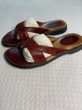 Born red leather thong sandals size 9